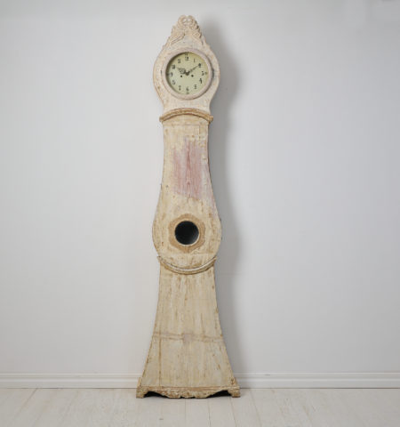 Rare genuine mora clock from northern Sweden. Unlock the enchantment of history with this rare genuine mora clock from northern Sweden, crafted around 1820