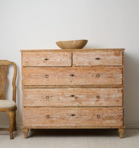 Large antique chest on chest from northern Sweden. The chest is a genuine country furniture in gustavian style with a classic straight shape